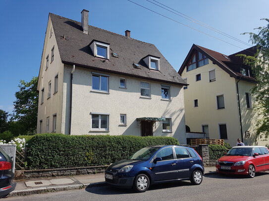 Dreifamilienhaus mit Garten in Degerloch, zentrale und ruhige Lage