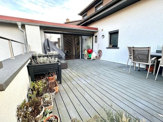 Großzügig Wohnen mit Dachterrasse | 5-Zimmer ETW in Brühl