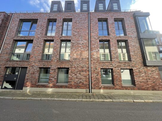 Exklusive Eigentumswohnung mit Terrasse und Tiefgaragenstellplätzen in der Altstadt von Düsseldorf