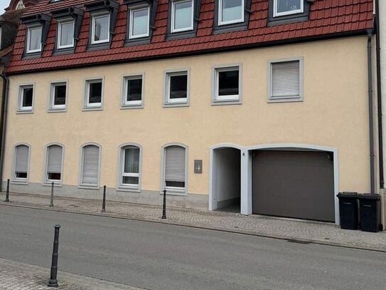 5 Zimmer Wohnung (Baujahr 2016) gegenüber vom Schloss.