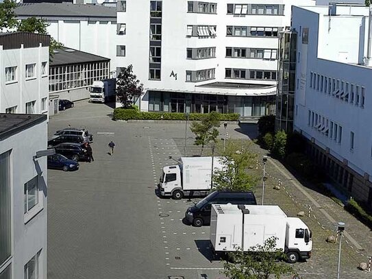 Bürofläche im Mediencenter "Studio Hamburg" in Autobahnnähe