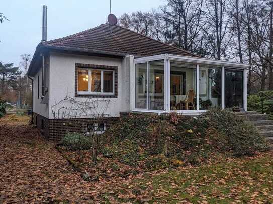 Charmantes Einfamilienhaus mit großem Grundstück und Wintergarten in Falkensee