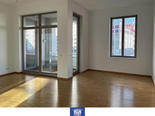 Moderne und individuelle Wohnung! Großer Balkon, Loggia, exklusive Ausstattung!