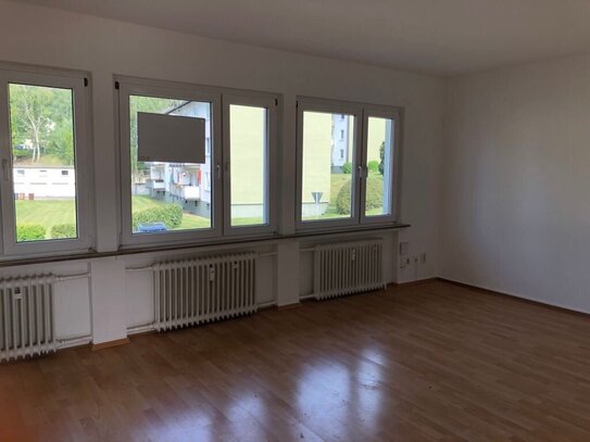 große 4-Zimmer Wohnung, mit separater Dusche, in Gummersbach