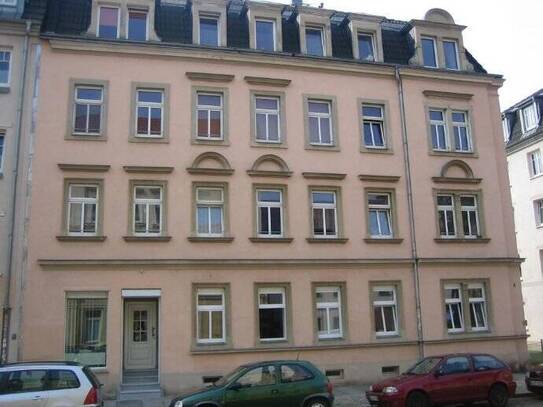 Großzügige 1,5 RW. mit Laminatb, Einbauküche u.v.m. in DD.-Pieschen zu vermieten!