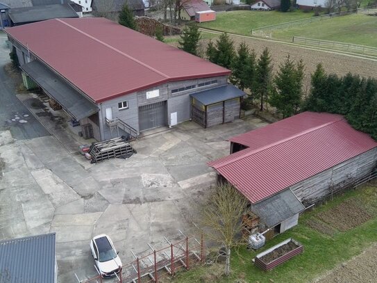 Gewerbe- und Lagerhalle mit Bürohaus