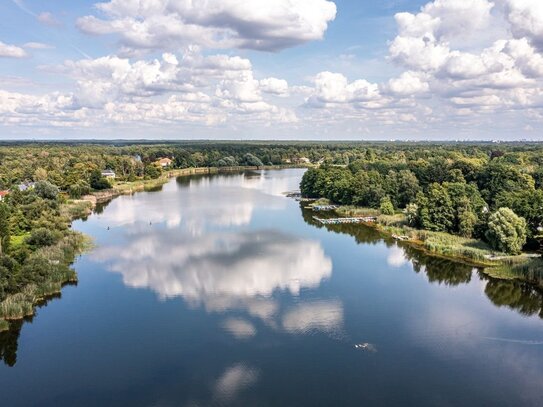 Sehr schönes Baugrundstück in Wald- und Seenähe! (ca. 200m vom Falkenhagener See entfernt)