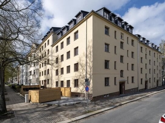 Hochwertig sanierte Maisonettewohnung mit Loggia, Fußbodenheizung und Parkettboden!