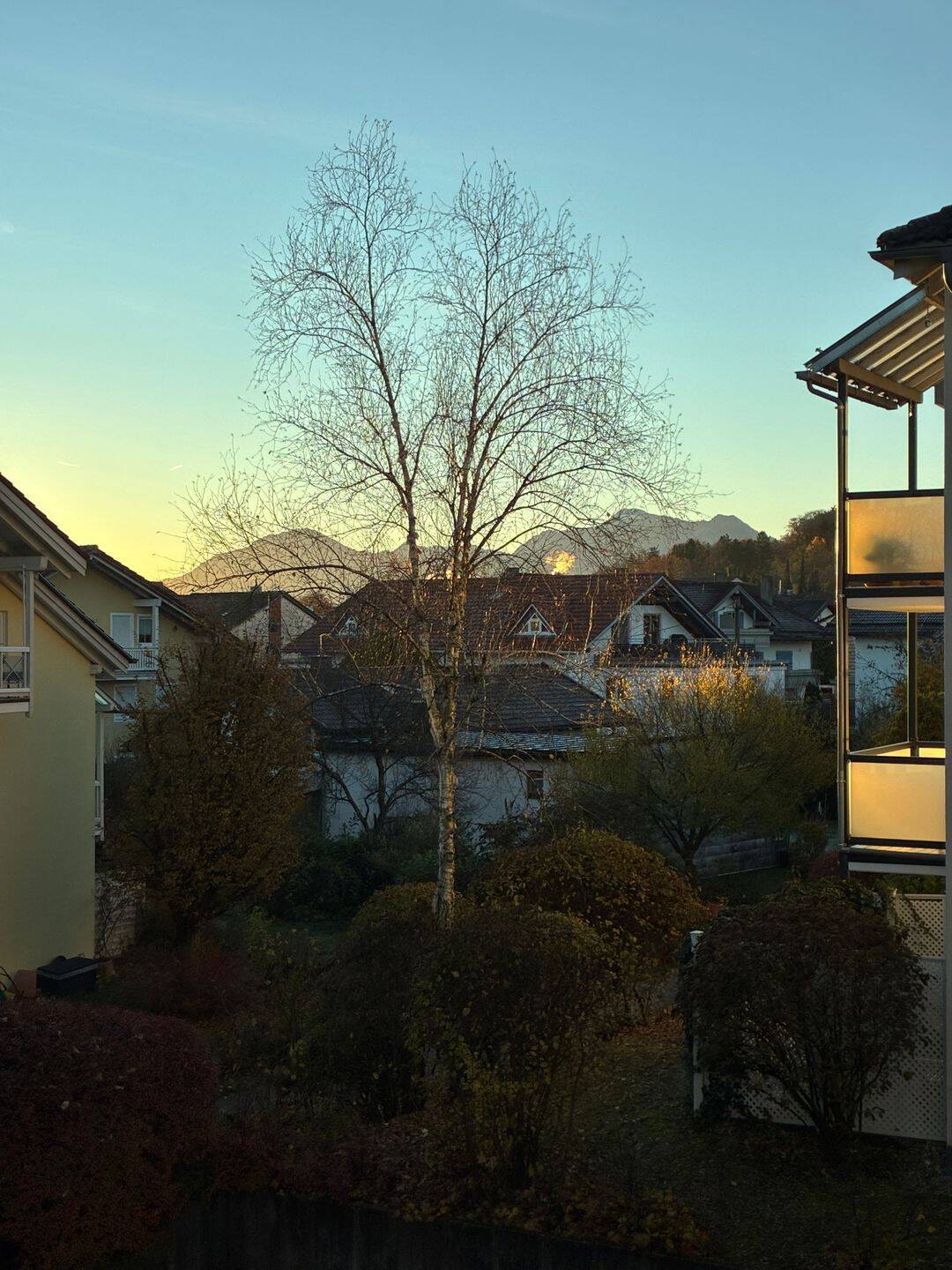                                                               ERSTBEZUG! Kernsanierte 3-Zimmer Wohnung in Prien am Chiemsee                                                       in Prien am Chiemsee
