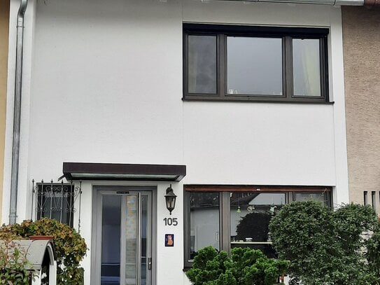 Einfach Einziehen und Glücklich sein Top gepflegtes Reihenmittelhaus mit Garage in Nürnberg Ziegelstein provisionsfrei…