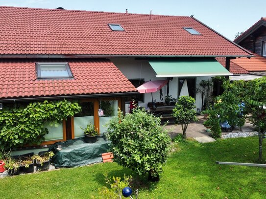 Einfamilienhaus mit Einliegerwohnung in Übersee / Feldwies