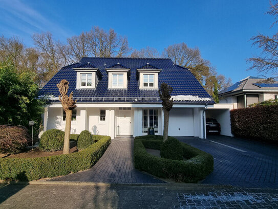 Elegantes Einfamilienhaus mit exklusiver Ausstattung in Rheda-Wiedenbrück!