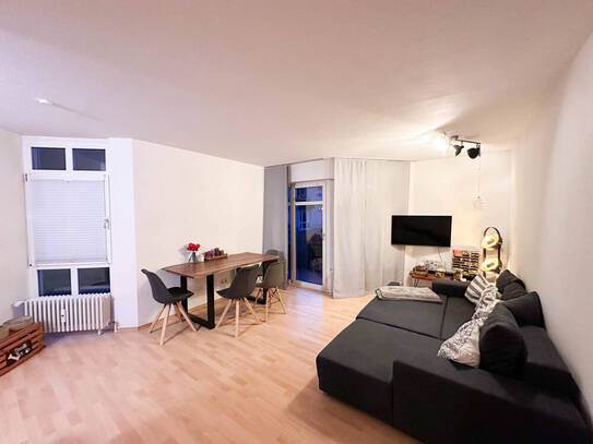 Moderne 2-Zimmer-Erdgeschosswohnung mit Balkon und Tiefgaragenstellplatz - Perfekt für Singles/Paare