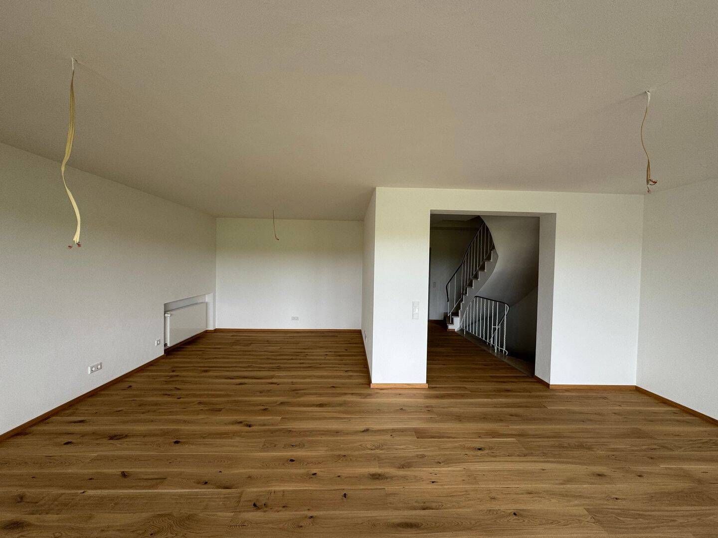 modernisiertes Reiheneckhaus mit Garten