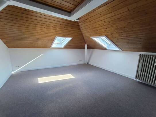 Dachgeschosswohnung im Steintorwall