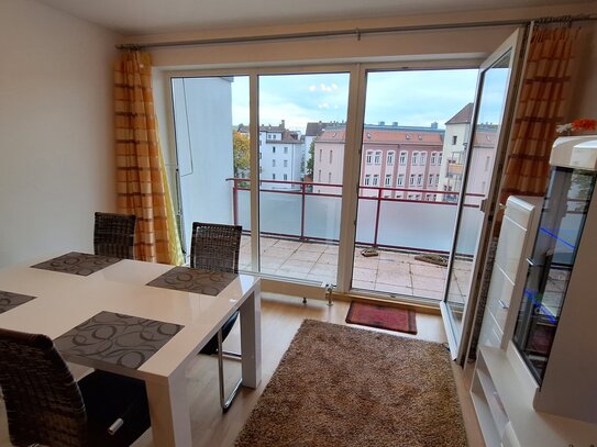 NEU*** NÜRNBERG-NORD: 2-ZIMMER MIT AUFZUG, BALKON/LOGGIA UND TG-STELLPLATZ IN RUHIGER LAGE