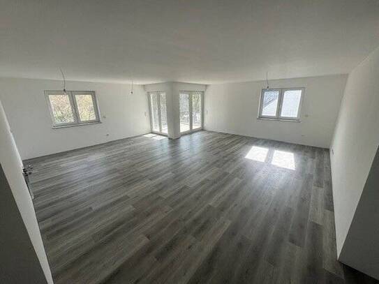 Hochwertige Neubauwohnung in ruhiger Lage