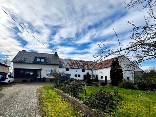 Ehemaliger Bauernhof in Großkampenberg zu verkaufen.