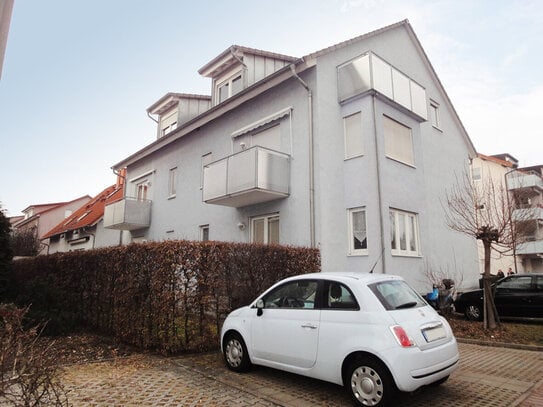 2-ZW 63,5 qm, Hochparterre, Süd-West, Balkon, Bad mit Fenster, Keller, 1 Stellplatz,