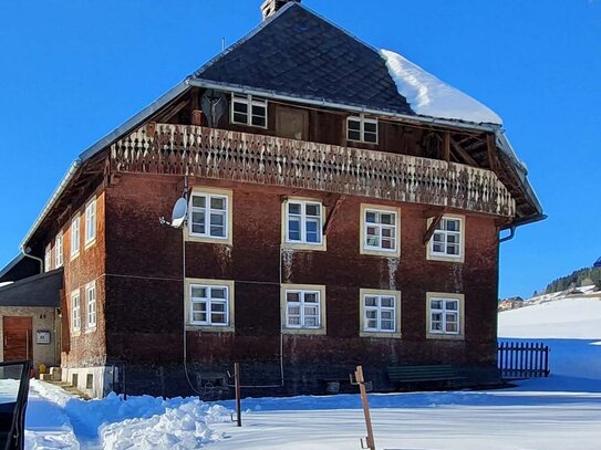 Projektiertes 4-Familienhaus m. Denkmalschutz!