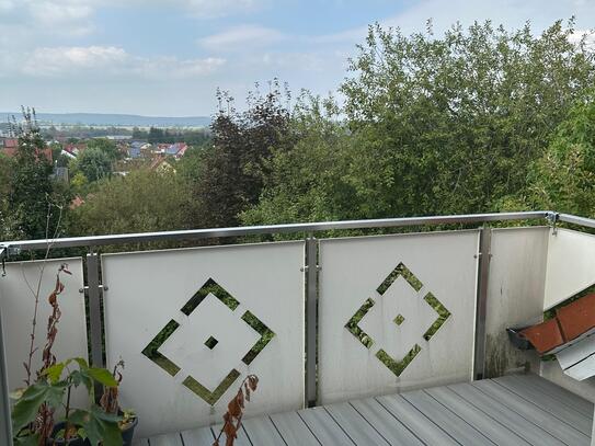 Schöne Dachgeschosswohnung mit herrlichem Ausblick