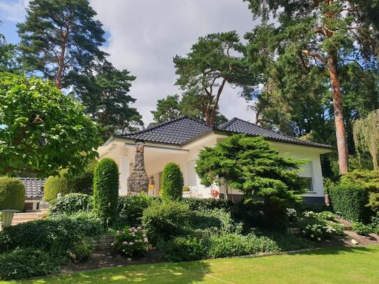 Toskanaflair - Villa im Bungalow-Stil, 1.200 m² Traumgrundstück in Hohengatow, Wald- und Wassernähe, Ausbaupotential