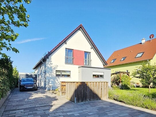 Modernes, energieeffizientes Einfamilienhaus in begehrter Lage von Erfurt-Niedernissa