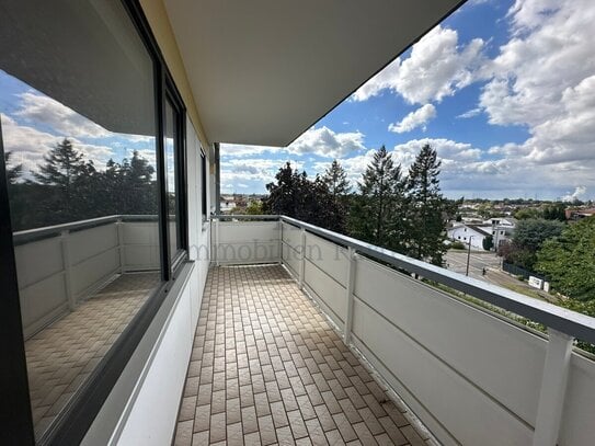 Moderne Wohnung mit Schöner Aussicht in Pulheim