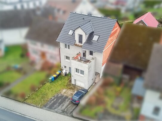 Modernes Zweifamilienhaus in guter Lage von Neustadt