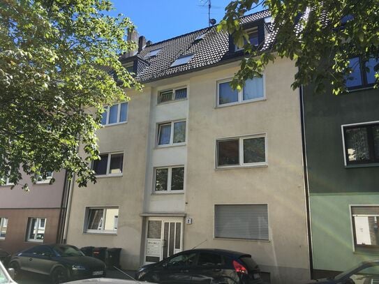 Modernisierte Wohnung mit 2,5 Zimmern und Balkon (Besselstr. 2)