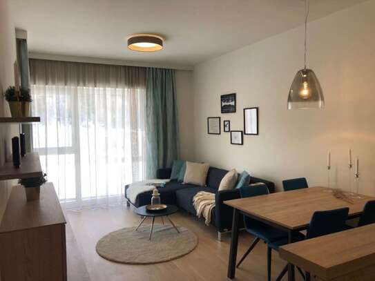 Neu Renovierte Altbauwohnung Altbauwohnung 1,5 Zimmer Wohnung Balkon Einbauküche -Altbauwohnung