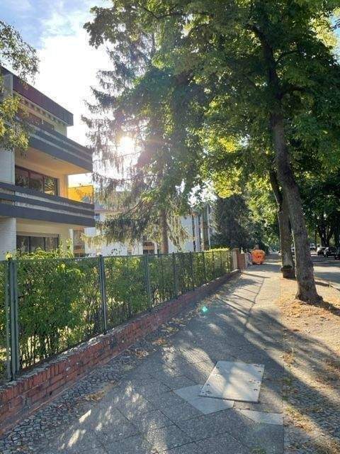 helle, moderne 2-Zimmer-Wohnung mit Balkon in Lichterfelde, provisionsfrei - Photo 1
