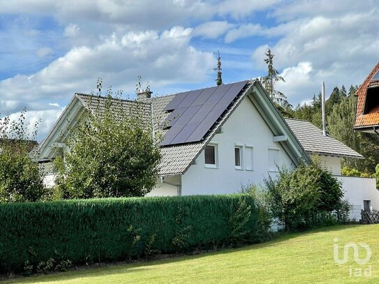 Luxus trifft Natur - hochwertiges Einfamilienhaus zur Miete in Titisee