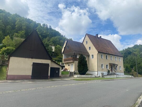 Großes Haus mit PV und zusätzlich 110m² Werkstatt zu verkaufen!