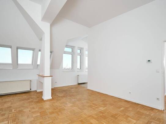Bezugsfrei: 2 Zimmerwohnung mit Aussicht