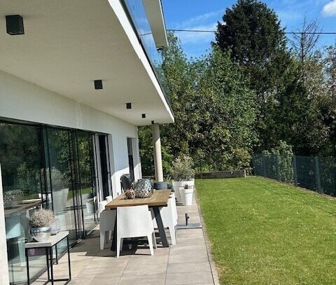 Exklusive Gartenwohnung mit sonniger Terrasse in Panoramalage!