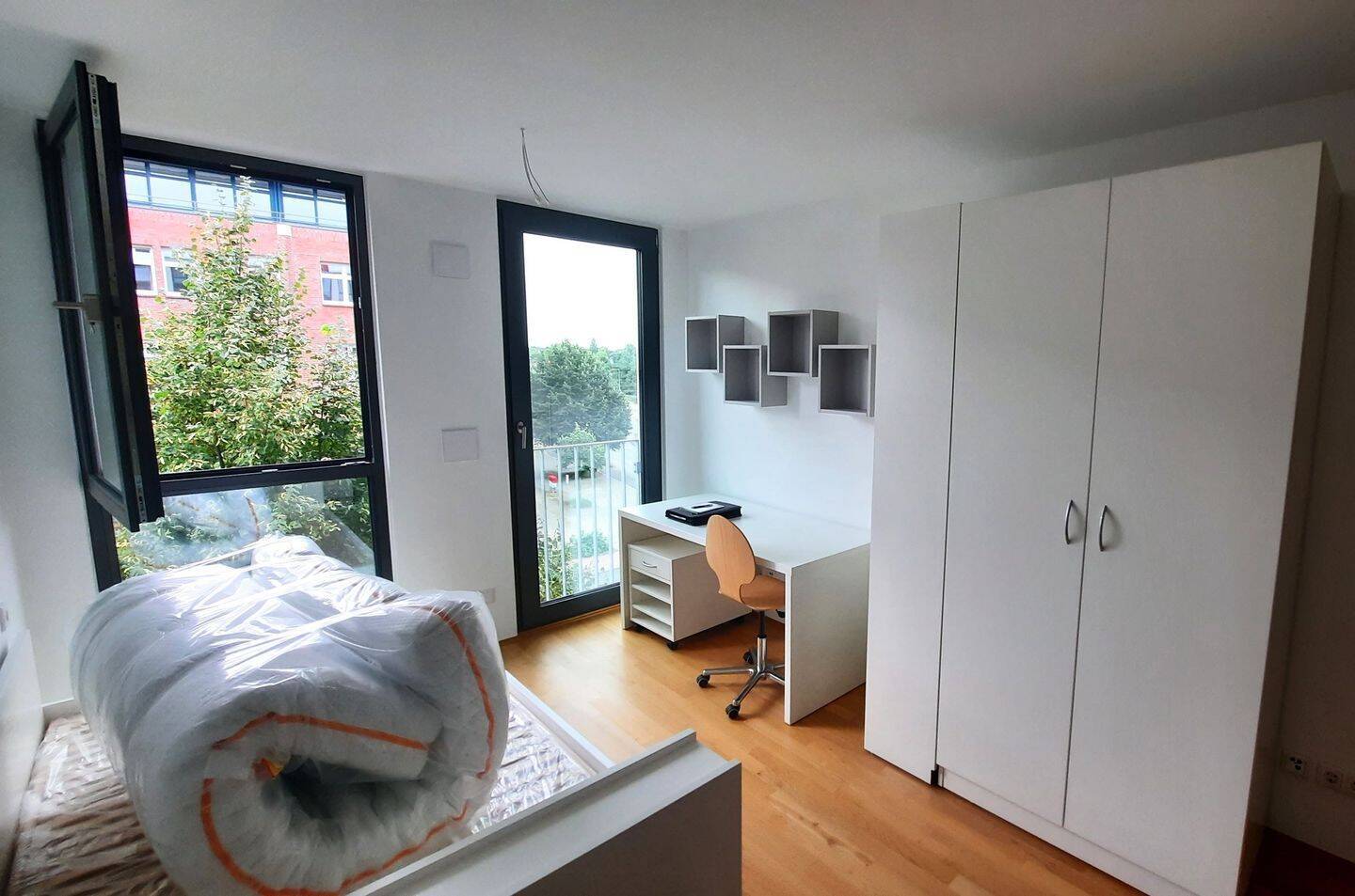 Teilmöblierte 1-Zimmer-Wohnung in Berlin- Adlershof nahe Uni-Campus - Photo 1