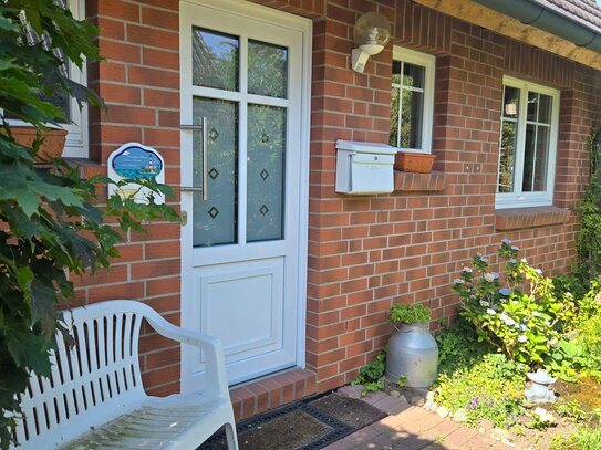 Gepflegtes Endreihenhaus mit guter Raumaufteilung und schönem Garten sowie zwei Carportstellplätzen