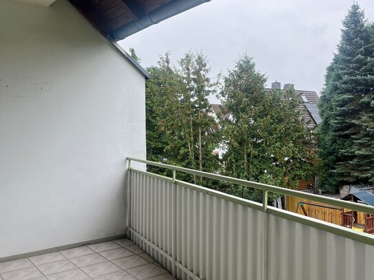 ***Schöne geräumige 3-ZKB mit Balkon in Kassel/Eichwald zu vermieten ***