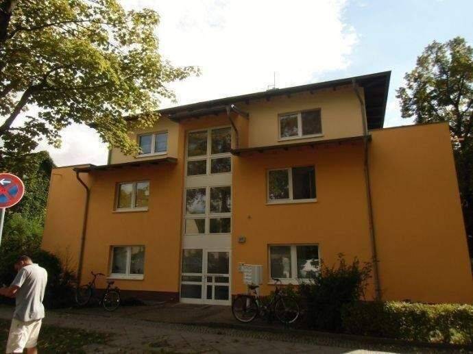 Ihr neues Zuhause - 1 Zimmer in einer kleinen Stadtvilla - Photo 1