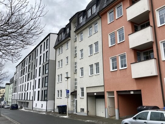 Schöne 1,5-Raum-Whg. mit Fahrstuhl, Balkon u. TG-Stpl. in zentrumsnaher Lage! Leerstand!