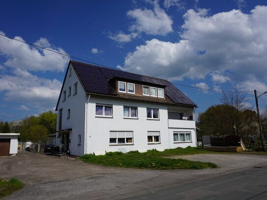 Neuer Preis! Mehrfamilienhaus mit anliegender Gewerbehalle und Garagenanlage!