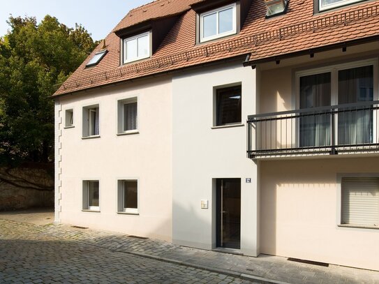 ***WOHNEN AN DER STADTMAUER...STADTNAH und doch ruhig...das LEBEN geniessen...Einbauküche***