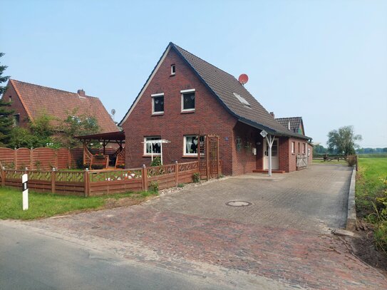 Einfamilienhaus mit Ponyweide in Bockhorn-Steinhausen