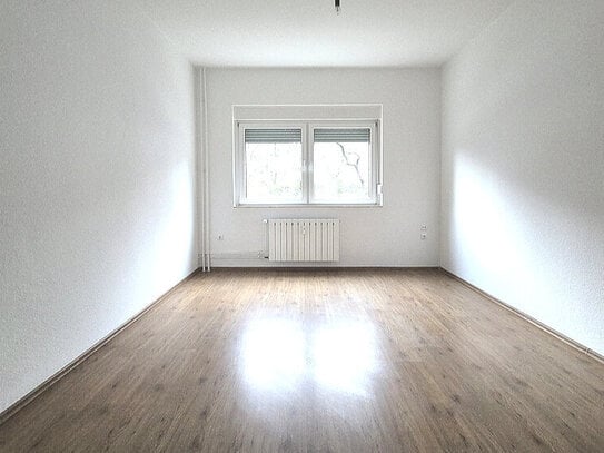 3-Zimmer-Erdgeschosswohnung mit Balkon!