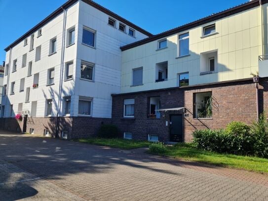 Gepflegter Altbau! Modernisierte 3-Zimmer-Wohnung - Bielefeld-Brackwede