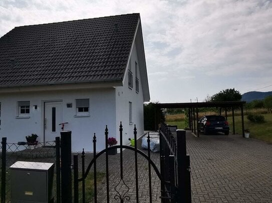 Modernes Einfamilienhaus in Naturlage mit Weitblick und idealer Anbindung in Kassel-Nordshausen