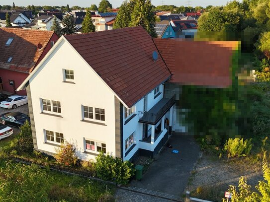 Vollständig Saniertes Einfamilienhaus mit Balkon, Stellplätzen & Ausbau-Potenzial - Provisionsfrei!