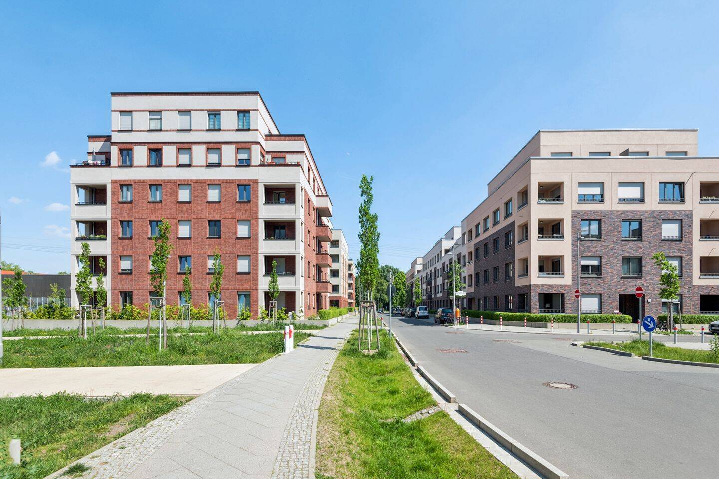 Stilvolles Wohnen: 3-Zimmer-Wohnung mit Balkon und moderner Einbauküche - Photo 1