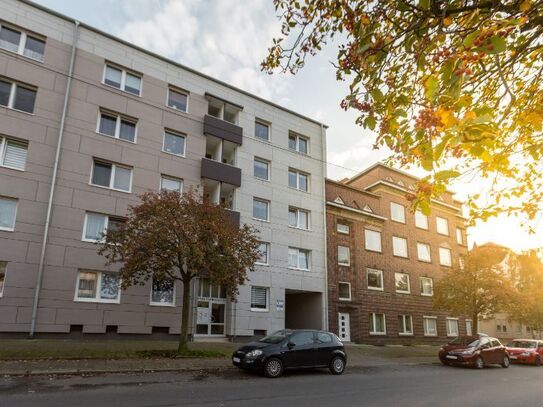 Modernisierte 3-Zimmer-Wohnung mit Balkon in Bremerhaven-Lehe